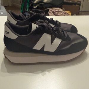 New Balance Black and White Athletic Shoes